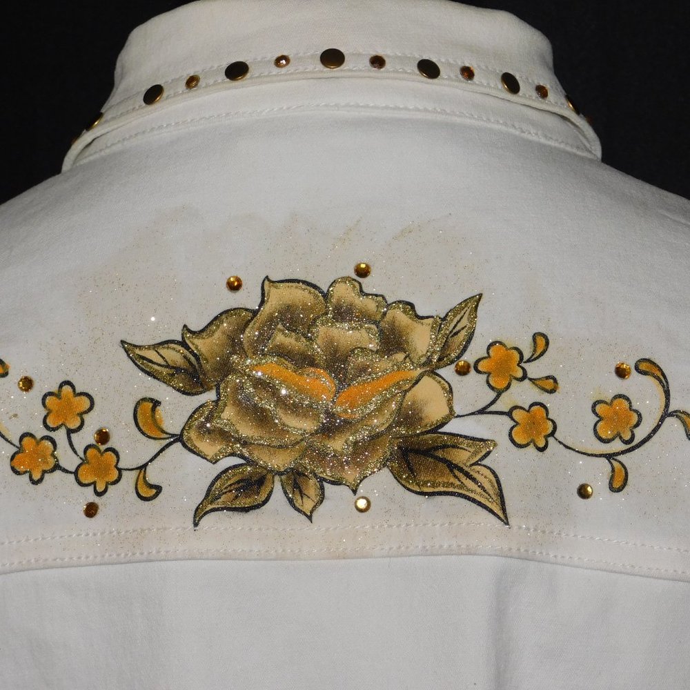 DG2 By Diane Gilman White Denim Jacket Painted Floral, Studs & Rhinestones - Picture 9 of 13
